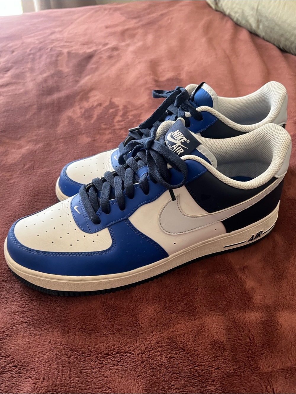 Nike Air Force 1 Low '07 LV8
Game Royal Navy